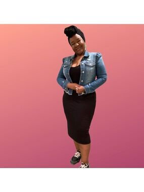 🛍️ Crop Distressed Denim Jacket - Various Sizes (NWT) Boutique